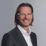 Dr. Christian Doisl
